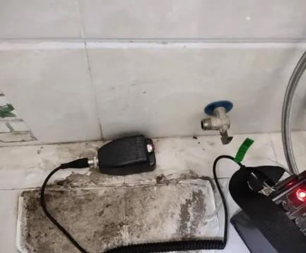 城区屋顶漏水维修公司分享下卫生间漏水的危害及解决方法